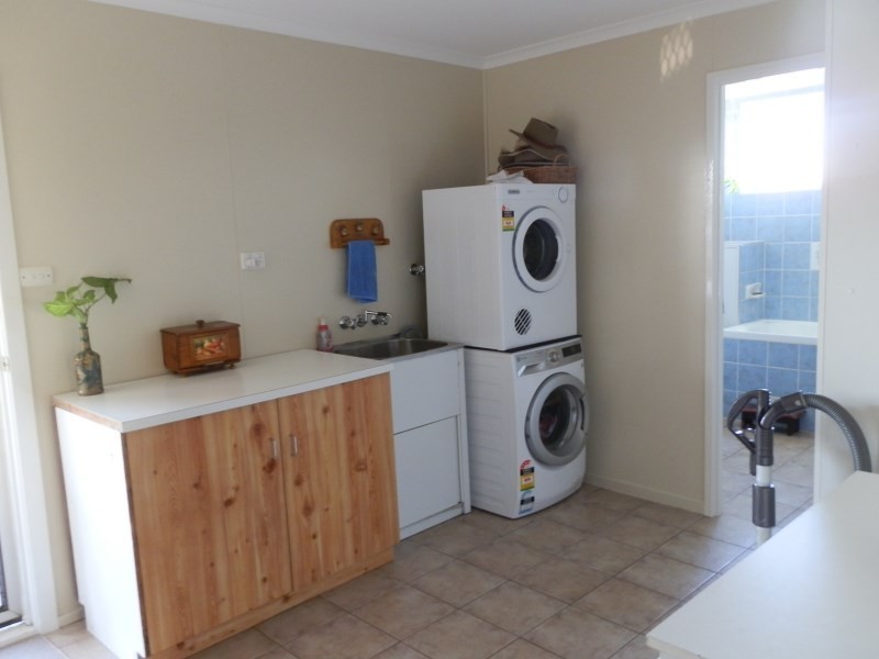 1645 Lilyvale Road, Emerald QLD 4720