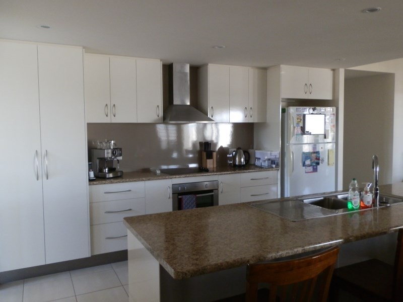 4 Singleton Court, Emerald QLD 4720