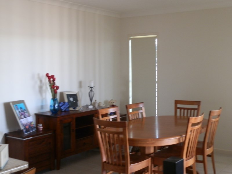 4 Singleton Court, Emerald QLD 4720