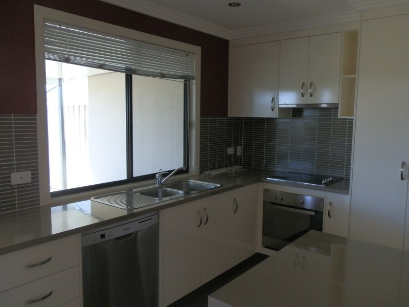 11A Brokenwood Street, Emerald QLD 4720