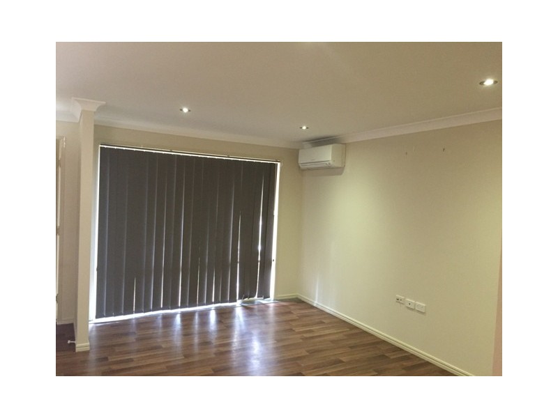 25 Jeppesen Drive, Emerald QLD 4720