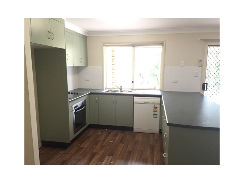 25 Jeppesen Drive, Emerald QLD 4720
