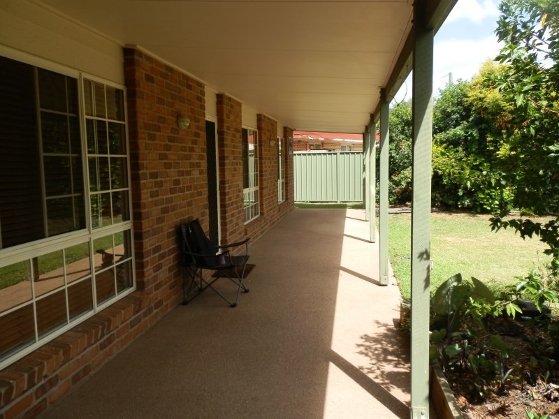 5 Reo Place, Emerald QLD 4720