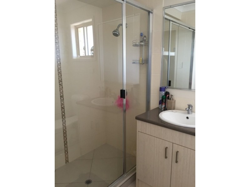 25 Scenic Drive, Emerald QLD 4720