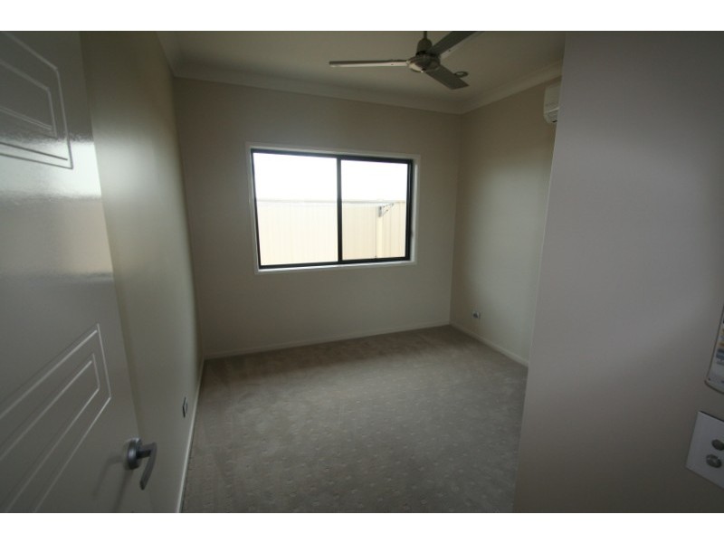 14a Coldstream Street, Emerald QLD 4720