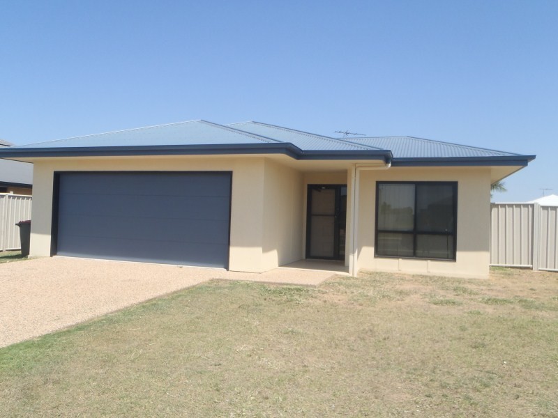 15 Rodgers Street, Emerald QLD 4720