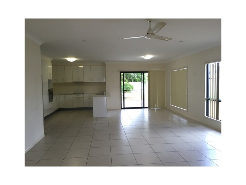 15 Rodgers Street, Emerald QLD 4720