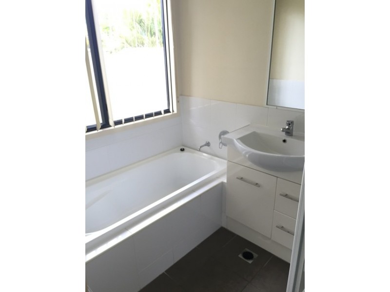 15 Rodgers Street, Emerald QLD 4720