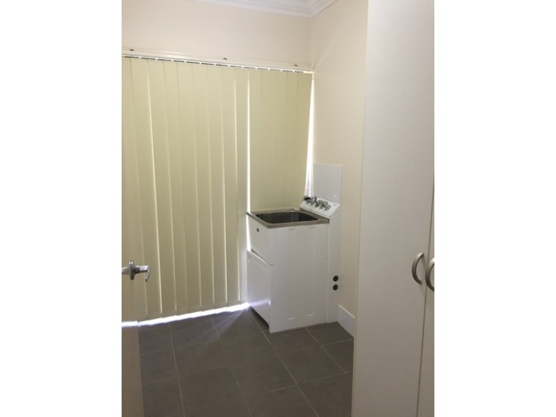 15 Rodgers Street, Emerald QLD 4720