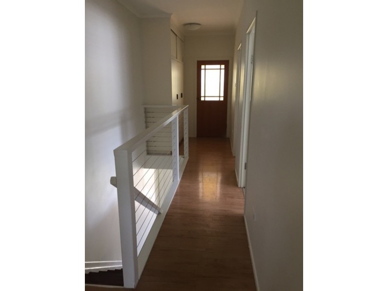 30 Mellish Crescent, Emerald QLD 4720