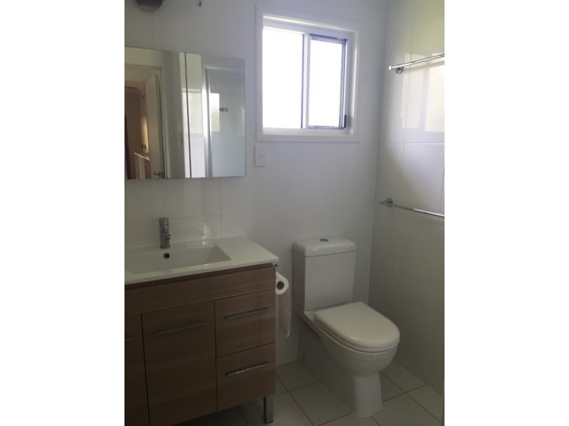 30 Mellish Crescent, Emerald QLD 4720