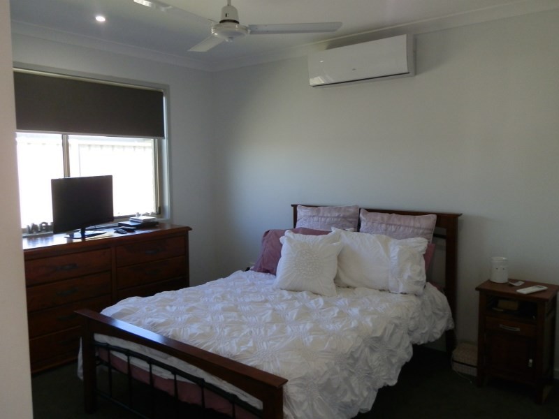 2/7 Wright Street, Emerald QLD 4720