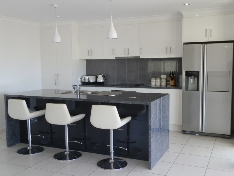 2/7 Wright Street, Emerald QLD 4720
