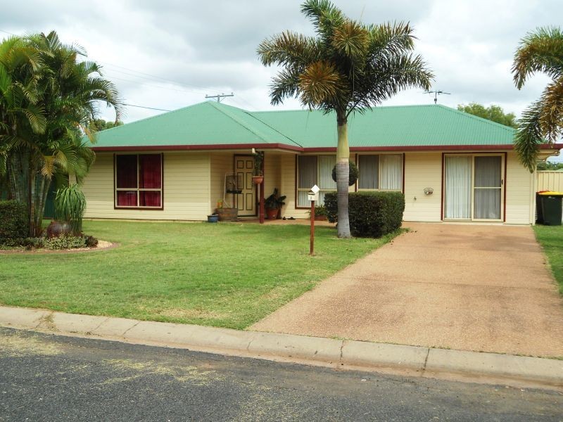 1 Peggy Court, Emerald QLD 4720