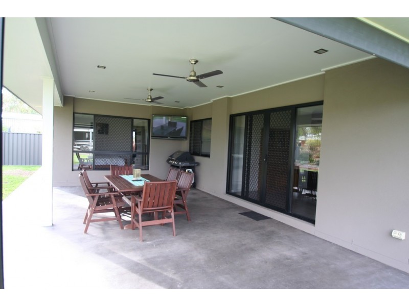 23 Newman Drive, Emerald QLD 4720