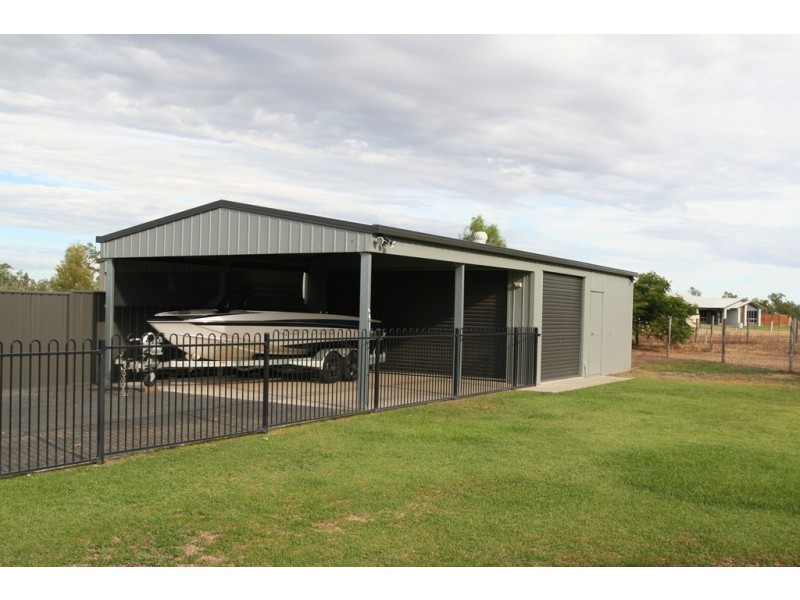 23 Newman Drive, Emerald QLD 4720