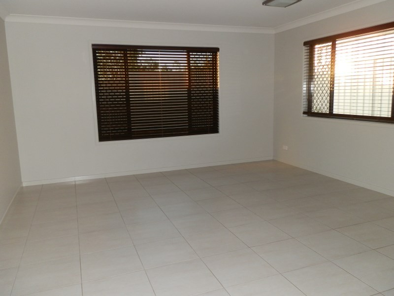 1/34 Brokenwood Street, Emerald QLD 4720