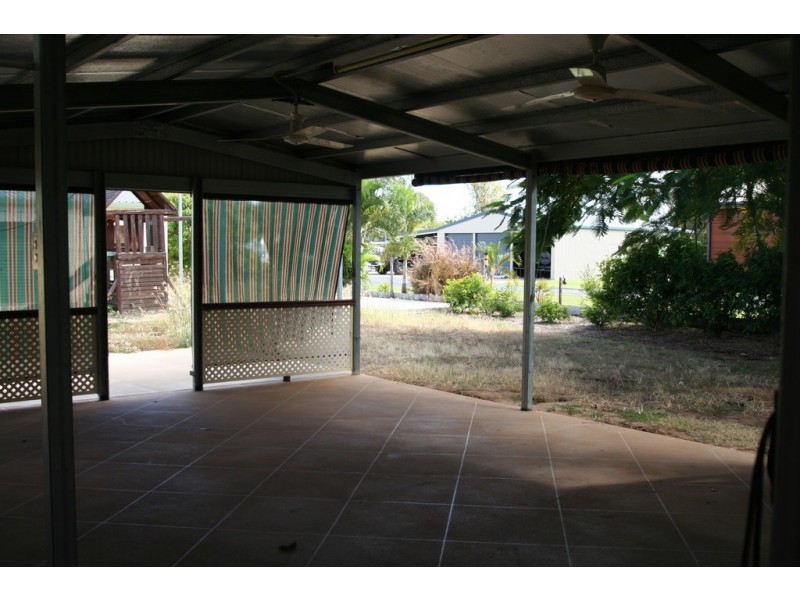 13 Edgewood Drive, Emerald QLD 4720