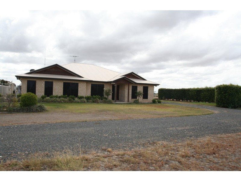 25176 Capricorn Highway, Emerald QLD 4720