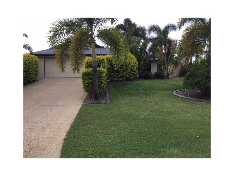 2 Staunton Street, Emerald QLD 4720