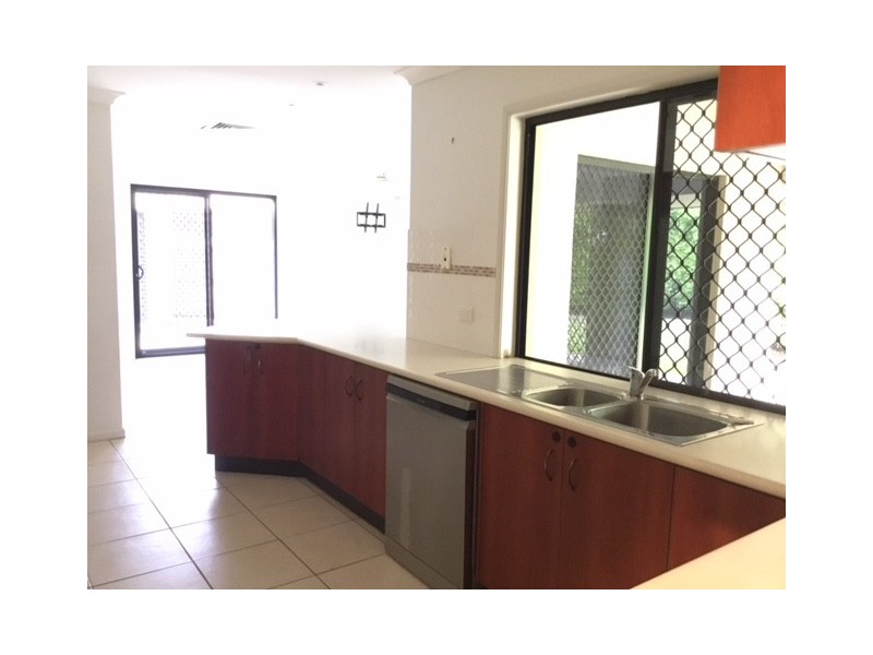 2 Staunton Street, Emerald QLD 4720