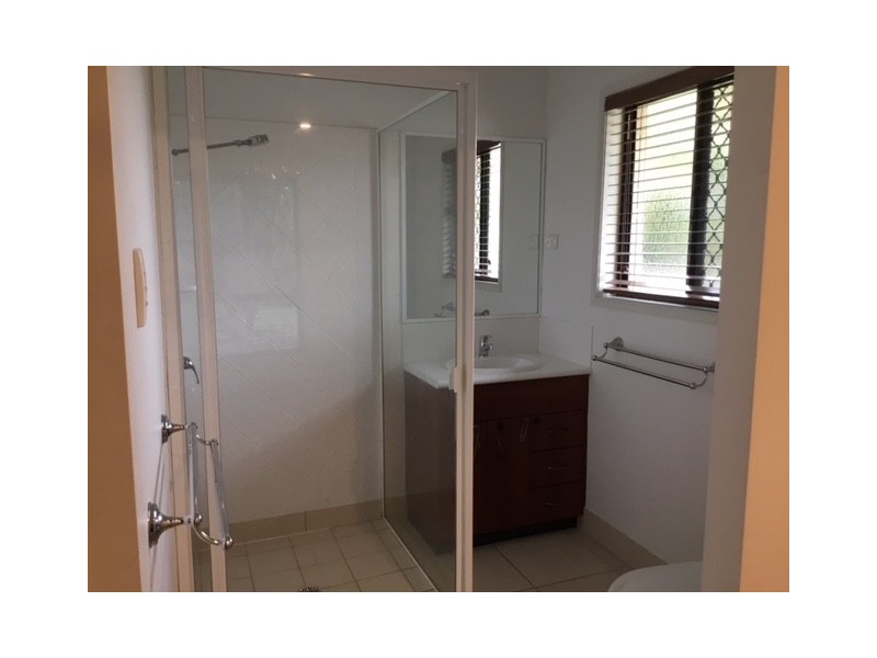 2 Staunton Street, Emerald QLD 4720