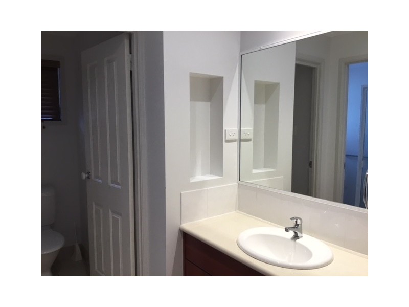 2 Staunton Street, Emerald QLD 4720