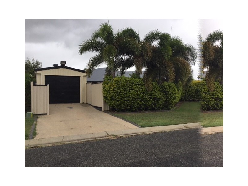 2 Staunton Street, Emerald QLD 4720