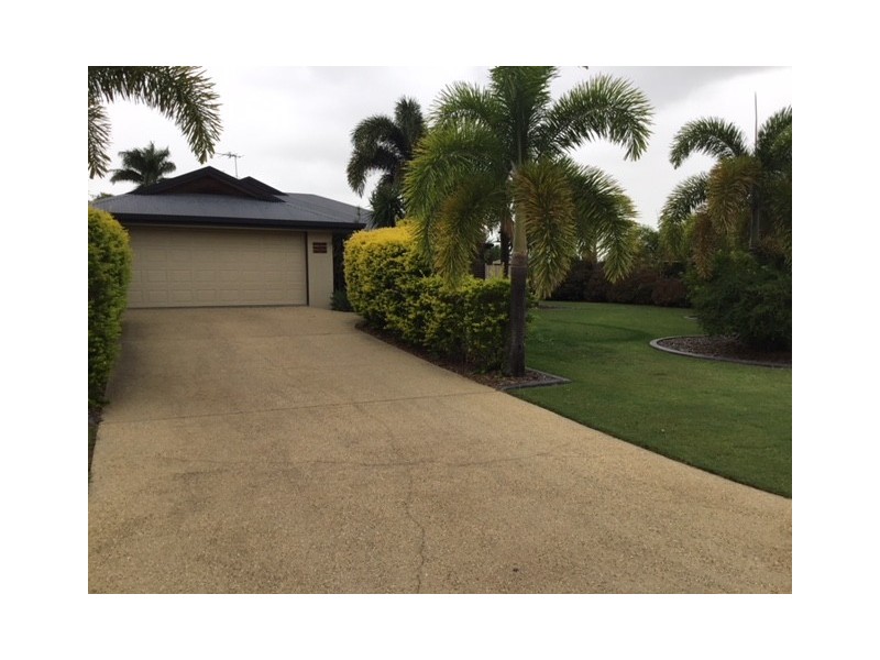 2 Staunton Street, Emerald QLD 4720