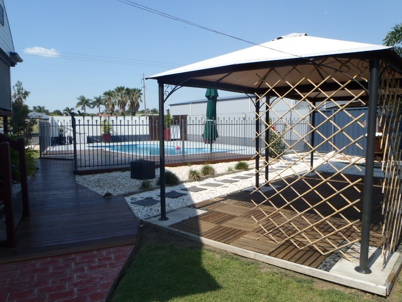 4 Campbell Ford Drive, Emerald QLD 4720