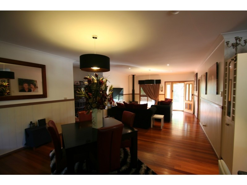 23 Silica Road, Emerald QLD 4720