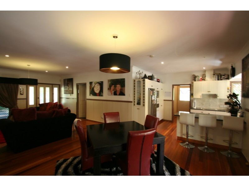 23 Silica Road, Emerald QLD 4720