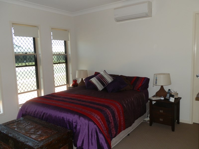 4 Singleton Court, Emerald QLD 4720