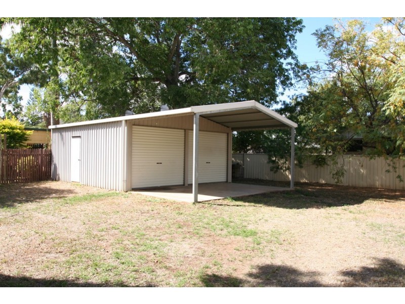 112 Ruby Street, Emerald QLD 4720