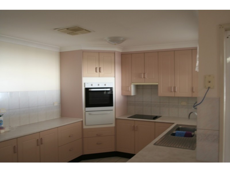 112 Ruby Street, Emerald QLD 4720