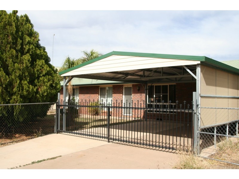 3 Waldby Court, Emerald QLD 4720