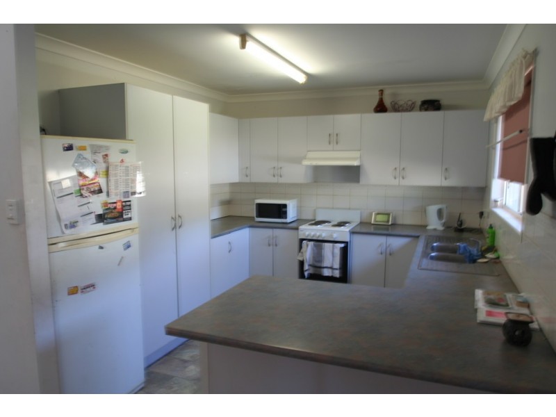 3 Waldby Court, Emerald QLD 4720