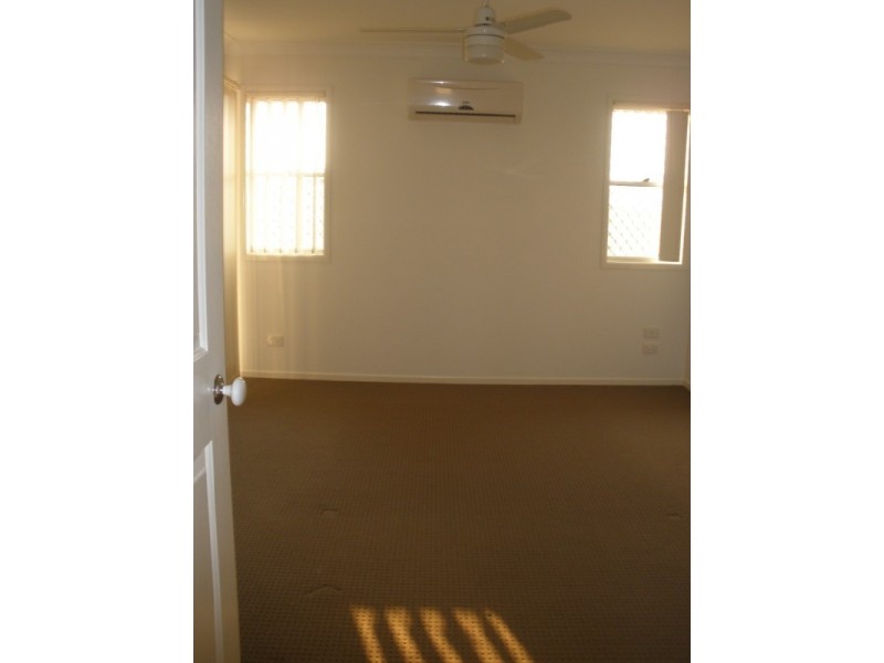 5 Windermere Street, Emerald QLD 4720