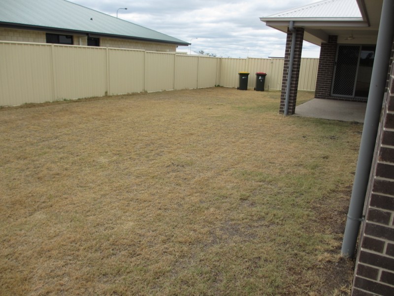 61 Lakeside Drive, Emerald QLD 4720