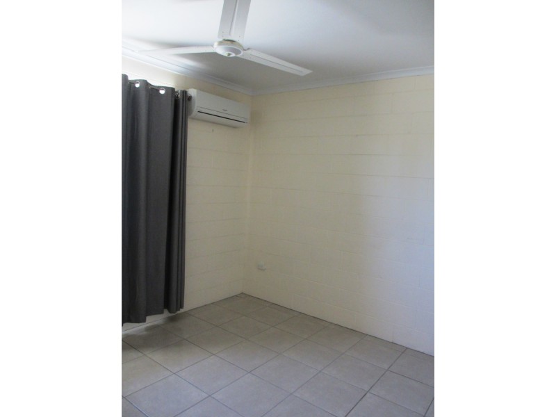 3/15 Baker Street, Emerald QLD 4720