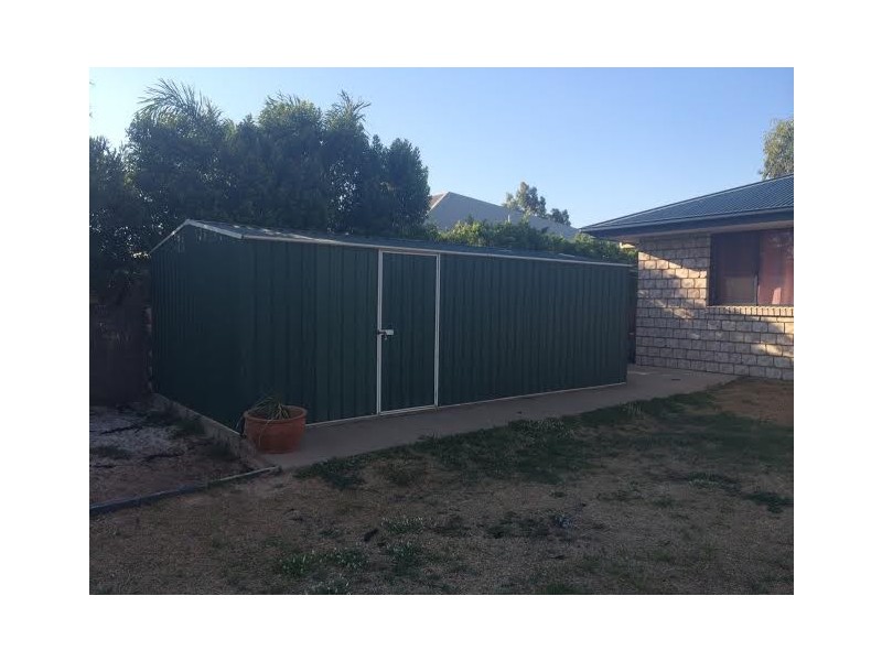 22 Crinum Crescent, Emerald QLD 4720