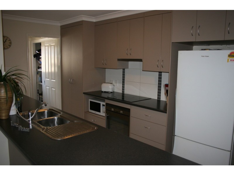 38 Blue Gums Drive, Emerald QLD 4720