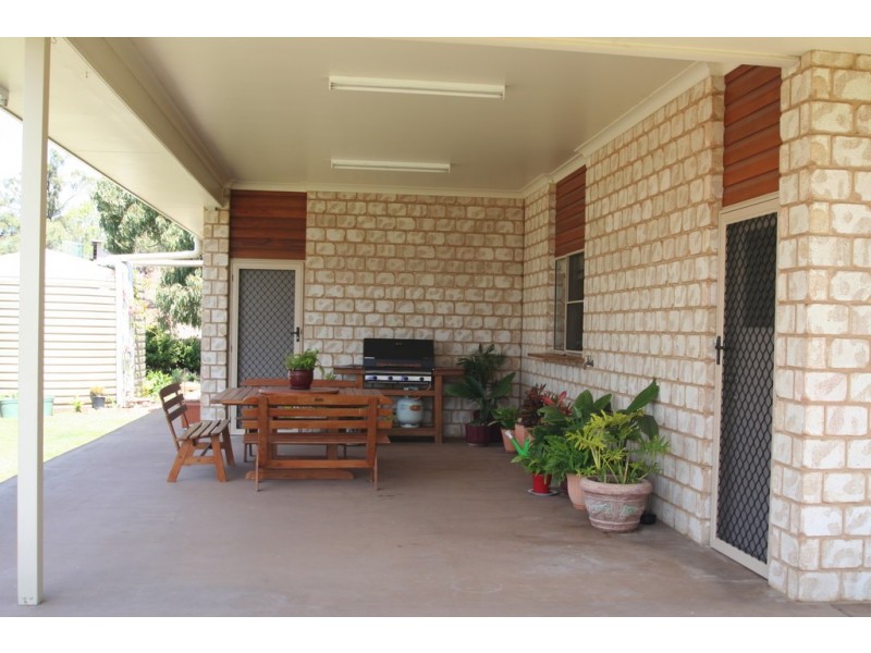 7 Mares Tail Lane, Springsure QLD 4722