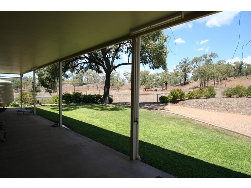 7 Mares Tail Lane, Springsure QLD 4722