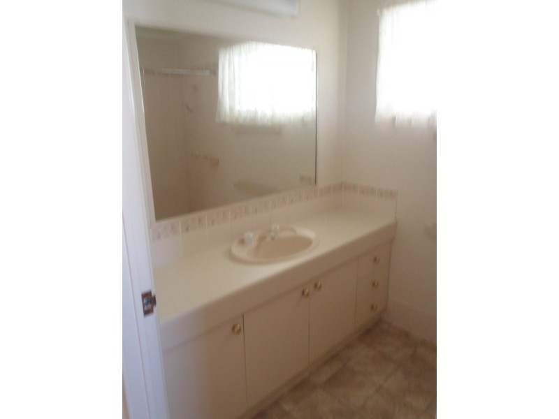 90A Baker Street, Emerald QLD 4720