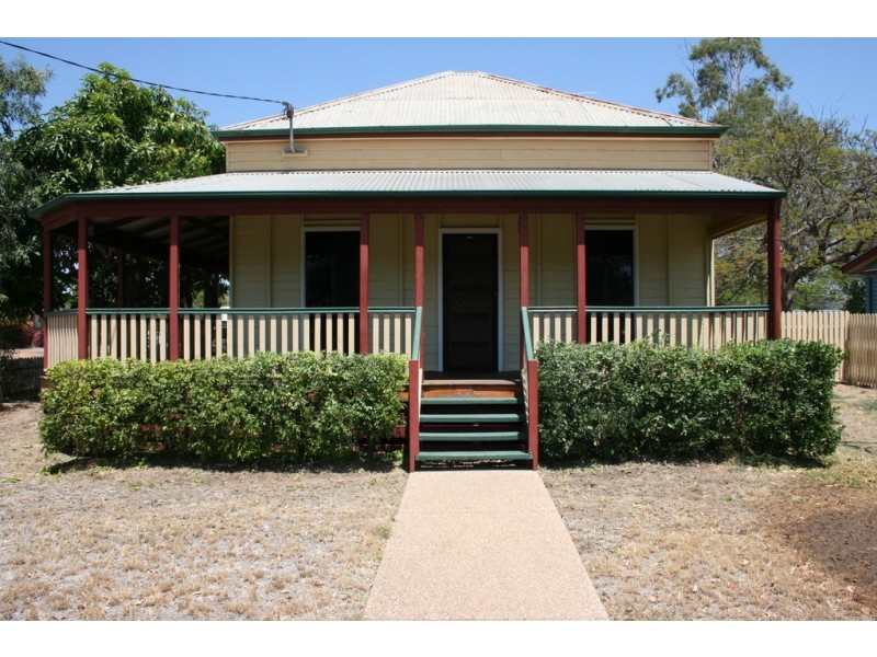 41 Dundas Street, Emerald QLD 4720