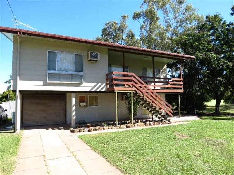 3 Hereford Place, Emerald QLD 4720