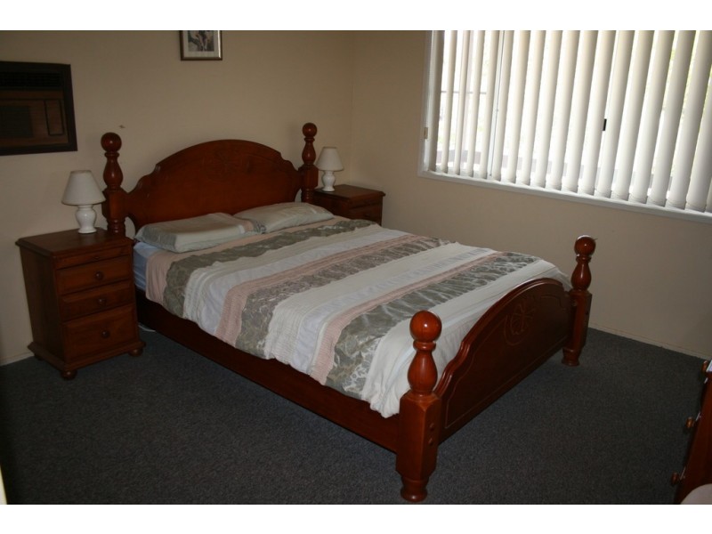 3 Hereford Place, Emerald QLD 4720