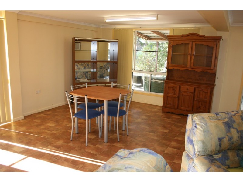 3 Hereford Place, Emerald QLD 4720