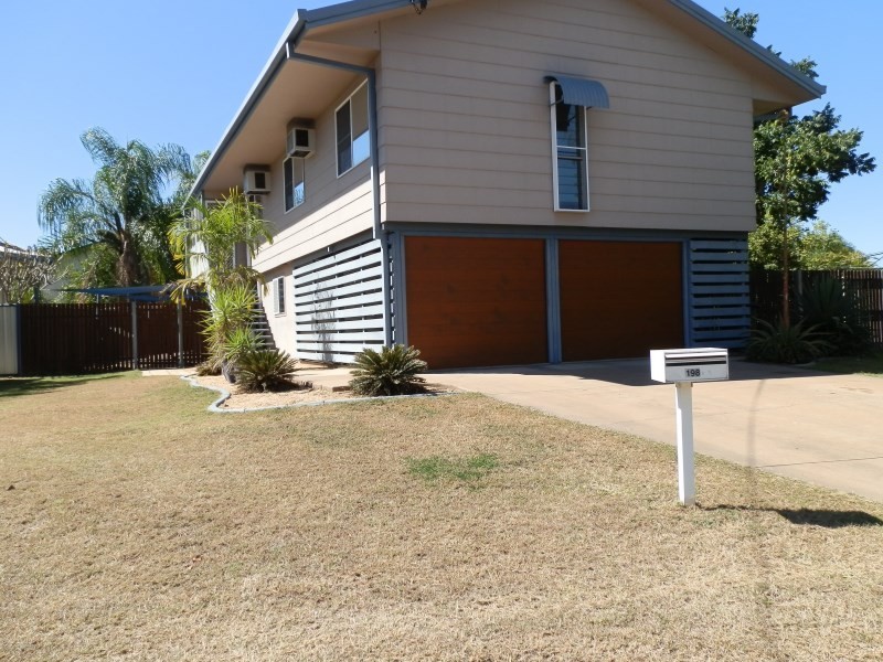 198 Borilla Street, Emerald QLD 4720